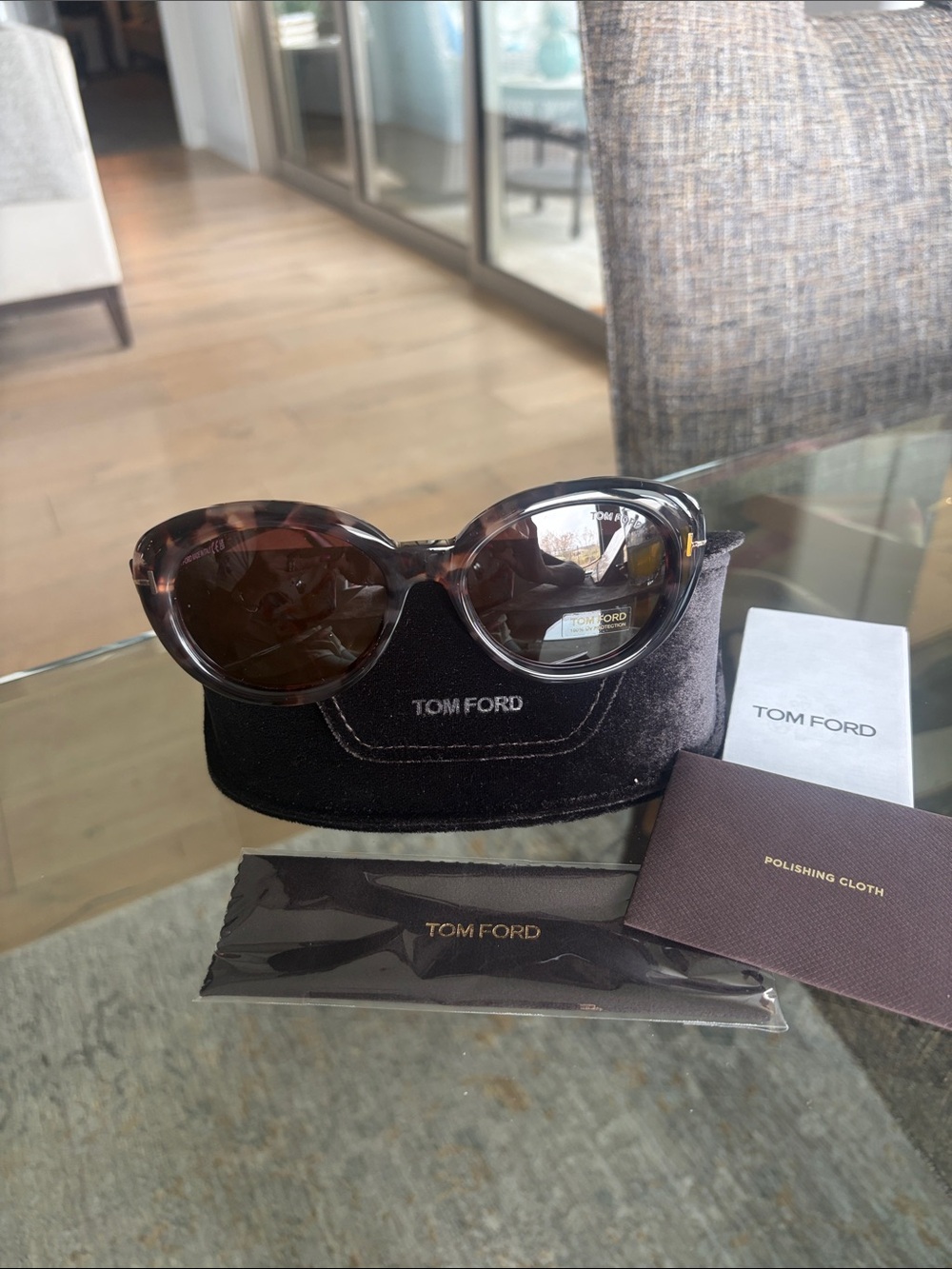 Tom Ford Women's Tortoiseshell Sunglasses - 😎 nwt